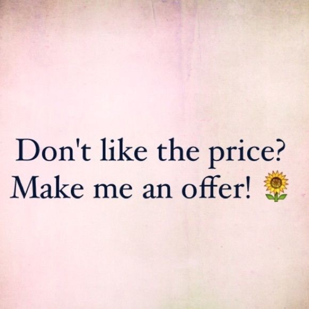 🌻Love the item, but not the price?? Make me an offer 🌻